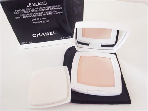 chanel le blanc whitening compact foundation long lasting radiance|LE BLANC .